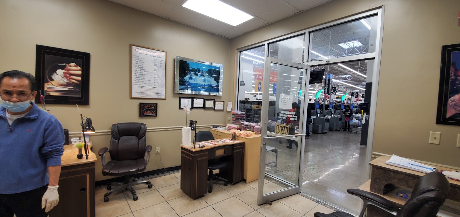 Regal Nails, Salon & Spa nail photo 2